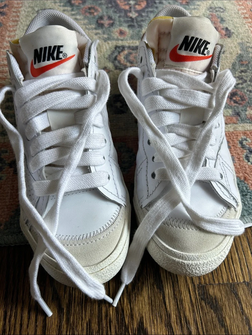 Nike Blazer Low ‘77 Jumbo Sneakers